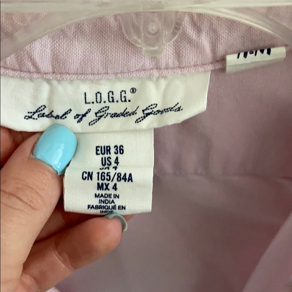 PINK BUTTONDOWN - Picture 2 of 3